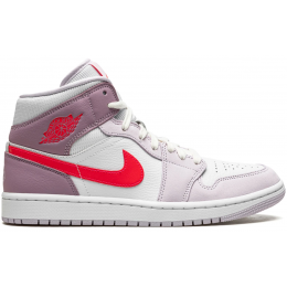 Nike Air Jordan 1 Mid WMNS Valentine’s Day 2022